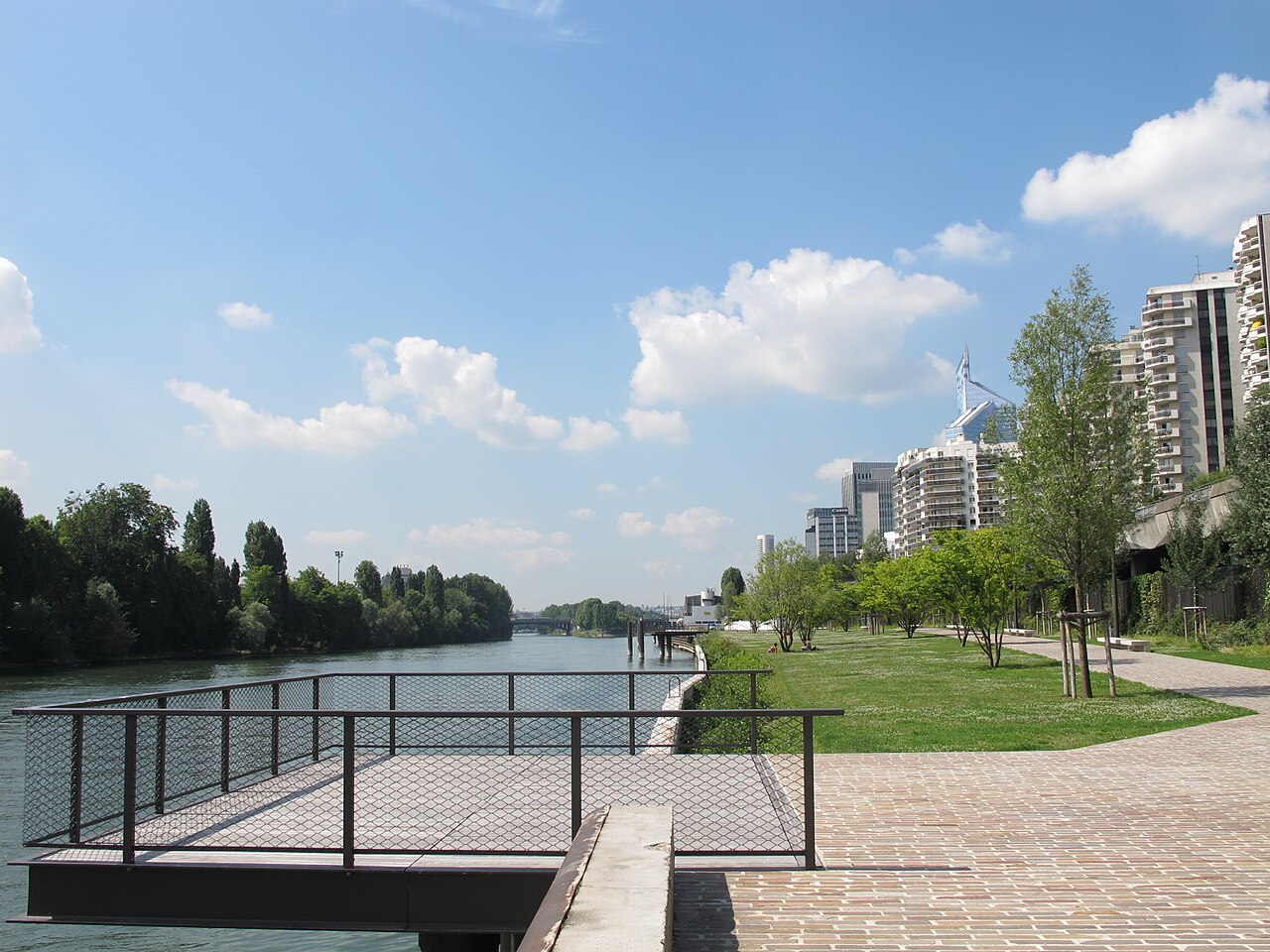 Nettoyage après décès à Courbevoie (92400), Hauts-de-Seine